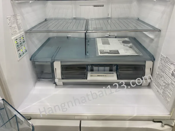 Tủ lạnh Hitachi R-XG51J gồm 6 cánh mặt gương, có ngăn hút chân không - Ảnh 5