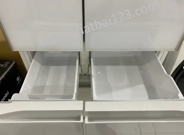 Tủ lạnh Hitachi R-XG51J gồm 6 cánh mặt gương, có ngăn hút chân không - Ảnh 9