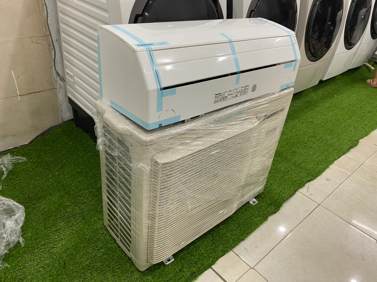 Điều hòa Panasonic 12000BTU hai chiều, Inverter - Ảnh 2
