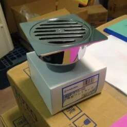 Alternative view of Thoát sàn Kakudai nội địa Nhật Bản