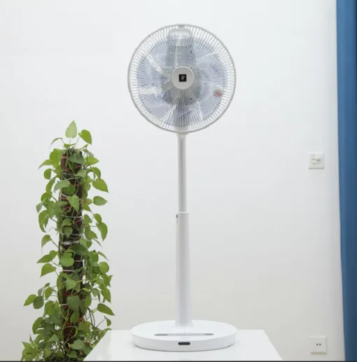 Quạt cây Sharp PJ-L3DS-W tạo ion