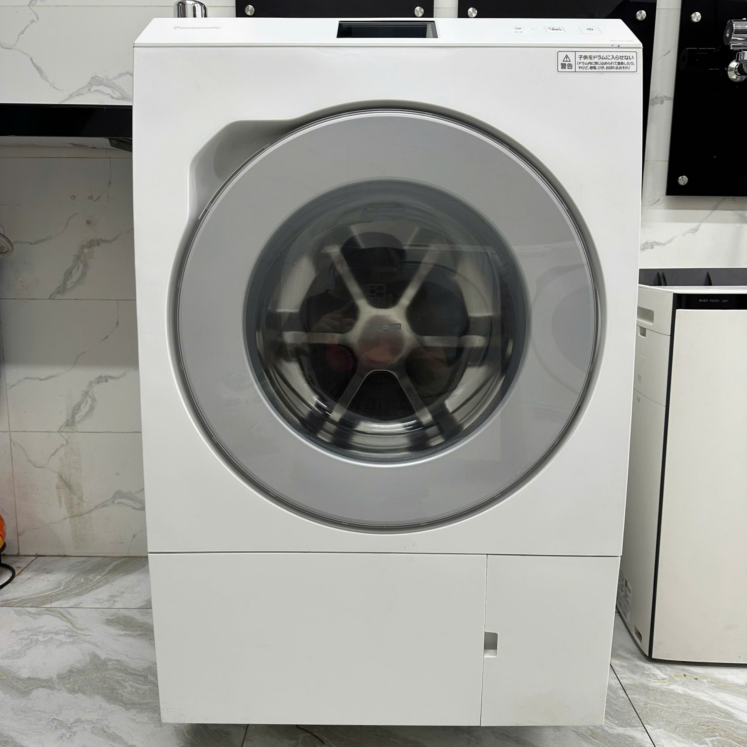Máy giặt Panasonic NA-LX129AL giặt 12kg và sấy 6kg
