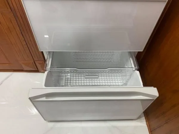 Tủ lạnh Hitachi R-HW48N dung tích 475 lít có ngăn cấp đông mềm - Ảnh 6