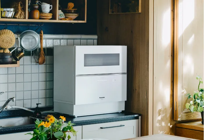 Máy rửa bát Panasonic NP-TZ200-W